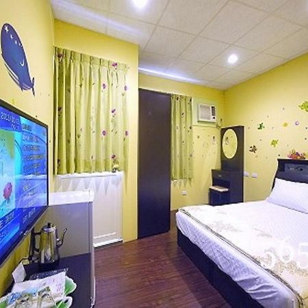 Ferienwohnung Hua Qiao De Jia Donggang Exterior foto
