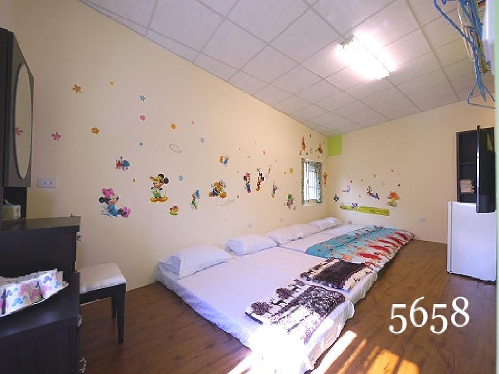 Ferienwohnung Hua Qiao De Jia Donggang Exterior foto